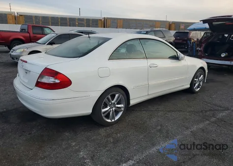 2006 Mercedes-Benz Clk 350 z USA, uszkodzony, nr VIN WDBTJ56H46F196811